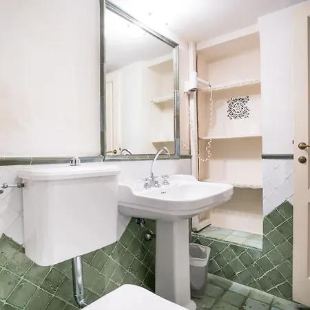 Apartament Piazza Ciompi With Private Garden Florencja