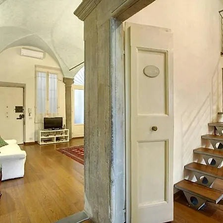 Piazza Ciompi With Private Garden * Florenz